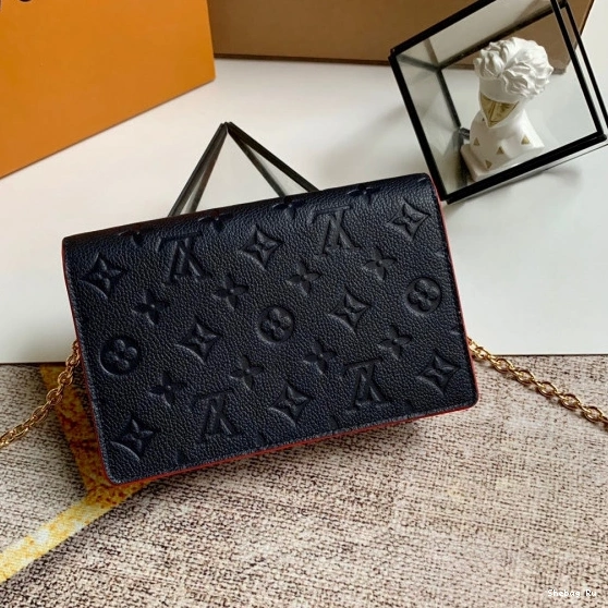 LOUIS WALLET VUITTON VAVIN CHAIN 0806